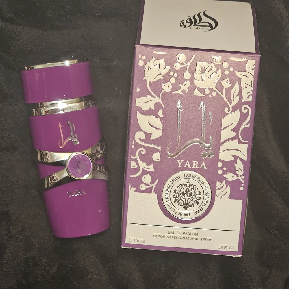 Yara Women's Eau de Parfum Spray - Purple - Picture 2 of 3